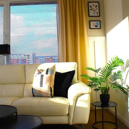 Large Modern 3 Bedroom City Centre Apartment ,Free Parking Liverpool Exteriör bild